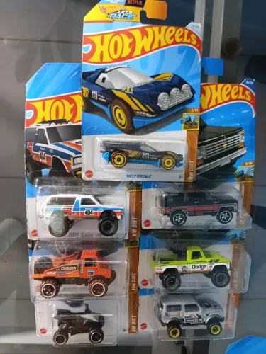 27 carrinho hot wheels