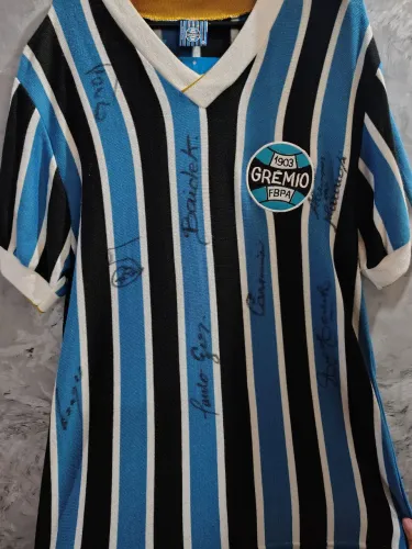 CAMISA ASSINADA RETRO DO GREMIO , MODELO EXCLUSIVO