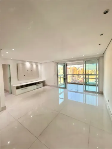 Apartamento com Varanda Gourmet e 3 Suítes no Jardim São Paulo