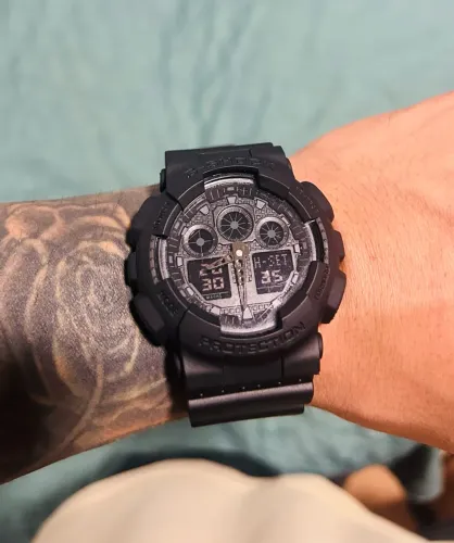 Relógio Casio G-Shock GA-100 Preto (Blackout) - Excelente Estado