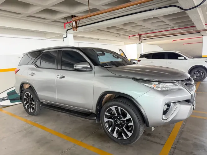 Toyota Hilux SW4 SRV 4X2 2.7 Flex 16V Aut. 2019