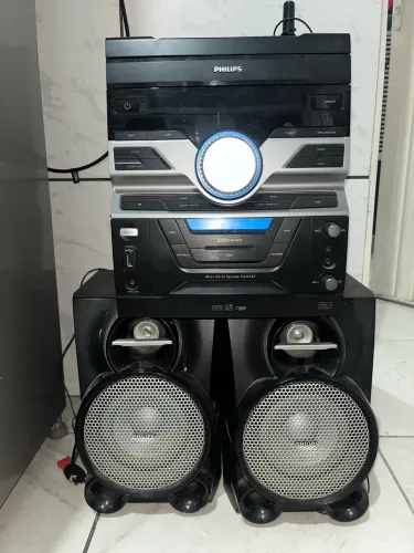 Som mini system Philips (FWM452/FWM similar), com entrada USB e gravação USB