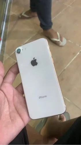 Vendo iPhone 8 