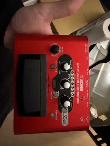 PEDAL BOSS VOZ VOCAL HARMONIST VE-2