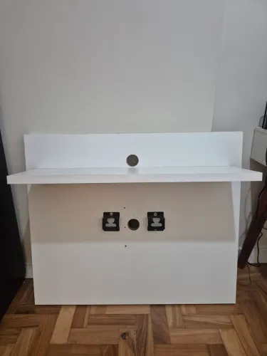 Painel de TV c/ Prateleira