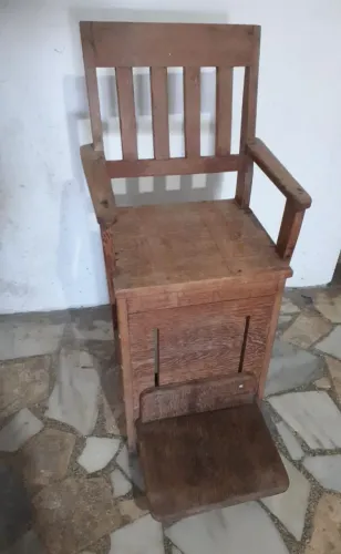 Cadeira Bebe Infantil Criança Cadeirote Madeira Restaurante com ajuste de altura dos pés