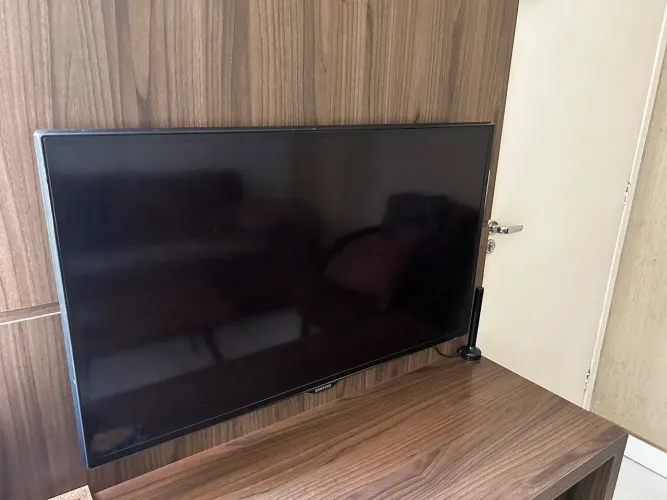TV Samsung 40? Full HD 3D + 2 Óculos 3D - Série 6