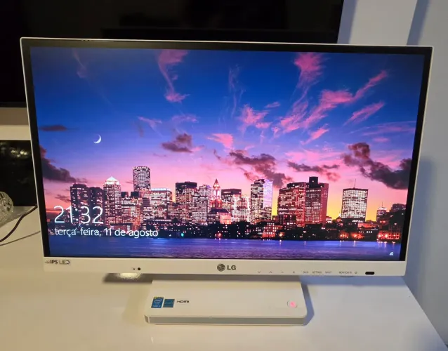 Computador All In One LG 23" com TV Digital
