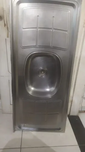 Pia inox 1.20 de altura por 50 de largura.