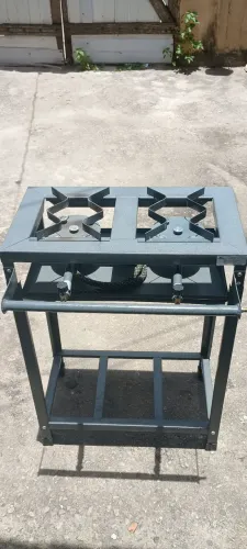 Vendo fogão industrial semi-novo 2 bocas
