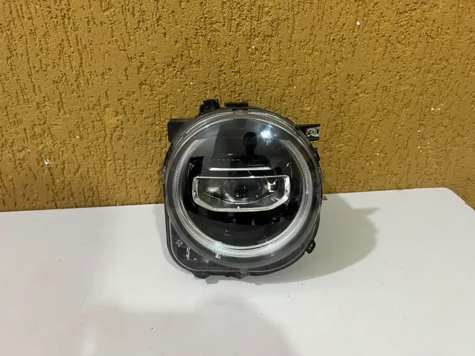 Farol direito Renegade 2019/2020/2021