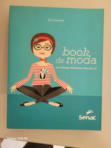 Livros variados de moda