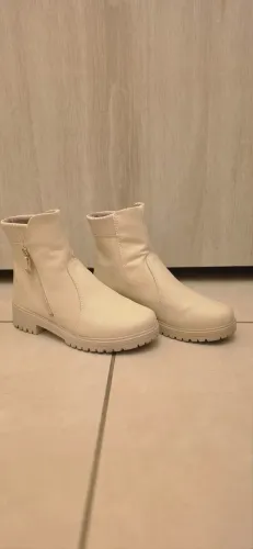Bota off white feminina cano médio com zíper tamanho 36