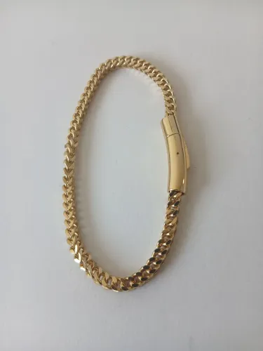 VENDO PULSEIRA DE AÇO INOXIDÁVEL DOURADA