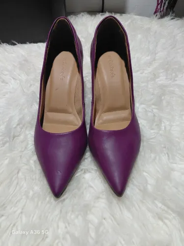 Scarpin Novo ( Numeração:36 )