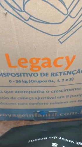 Cadeira pra criança usar n carro