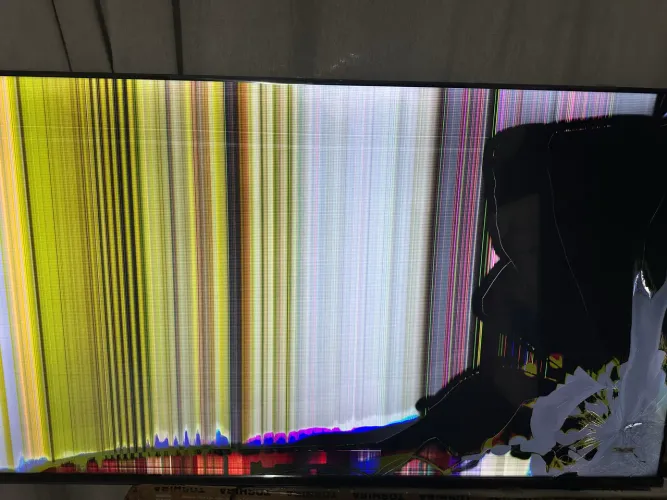 Tv Toshiba 50 polegadas para retirada de peças