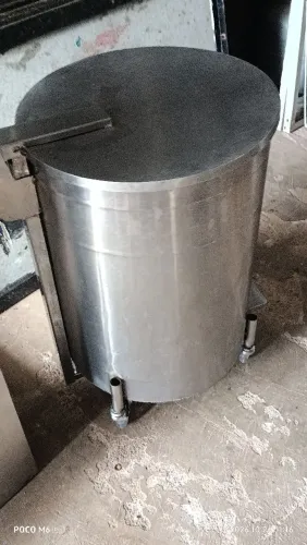 Lixeira de inox industrial
