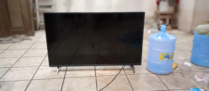 Vende TV LG 43 polegadas