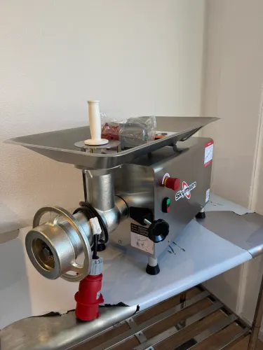 Moedor de Carne Skymsen PSP-98M Boca 98 3CV Inox