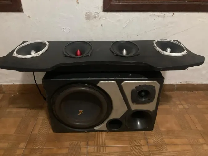 Som automotivo