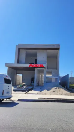 Sobrado condomínio fechado - Vereda dos Campos - 4 dorm. - 250 m²