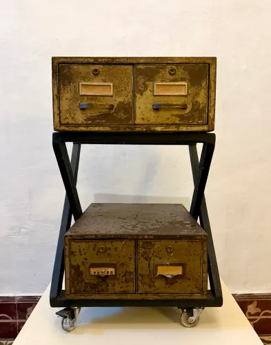 MESA DE CABECEIRA CENTRO SALA _ FERRO E MADEIRA _ ANTIGUIDADE COLECIONADOR 