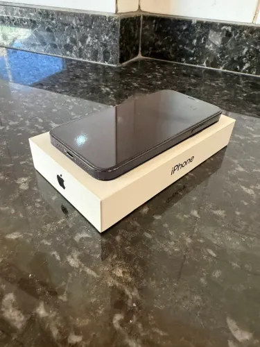 Vende-se iPhone 12 128gb azul 