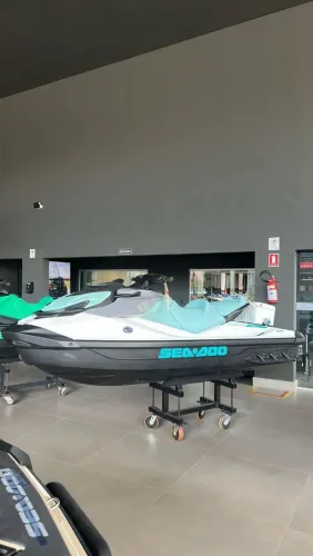 Vendo 4 cotas de jet-ski 2026. Somente para Caldas Novas