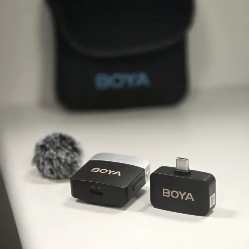 Microfone de lapela sem fio canal duplo Boya BY-M1v3