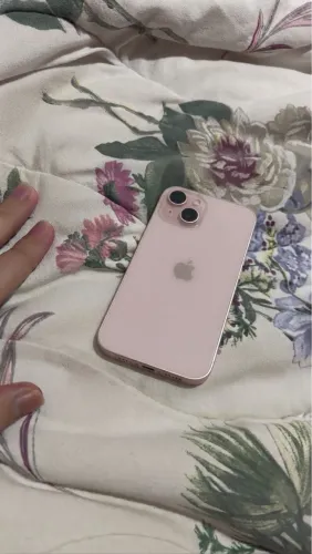 iPhone 15 plus rosa