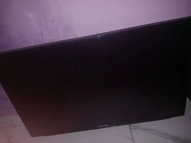 Vendo TV smart samsung pra retiradade peca ou conserto 