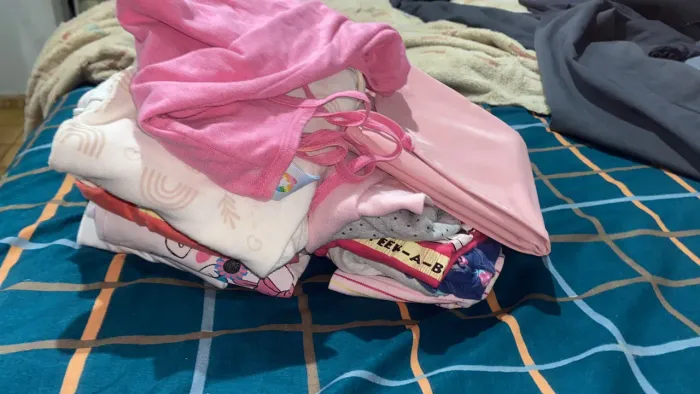 Doação de roupa de bebê de 06a9 meses