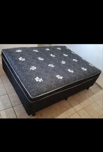 Cama box casal