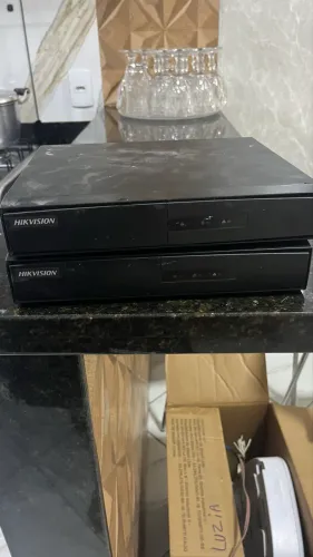 Câmeras de segurança e DVR Hikvision