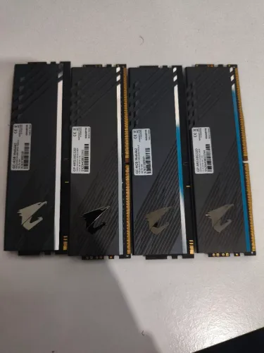 Memoria ram aorus ddr4