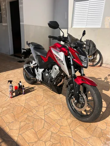 CB 300f 2026