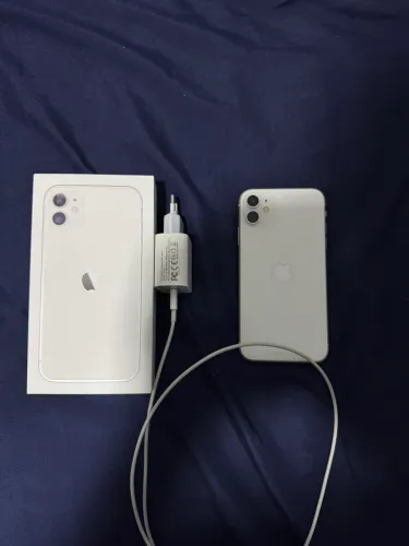 Iphone 11 128GB Branco + Acessórios 