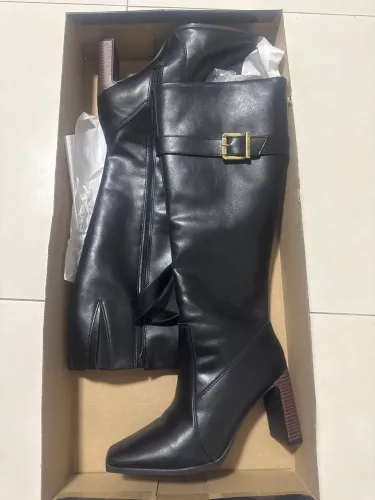 Bota cano alto couro