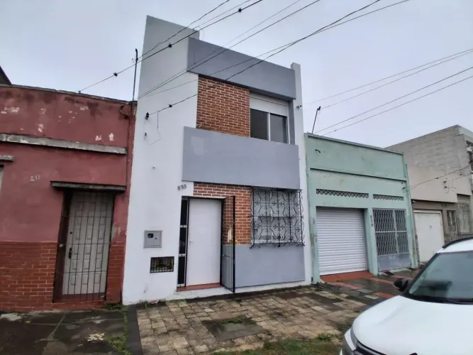 Imóvel para venda tem 162 metros quadrados com 2 quartos em Centro - Pelotas - RS