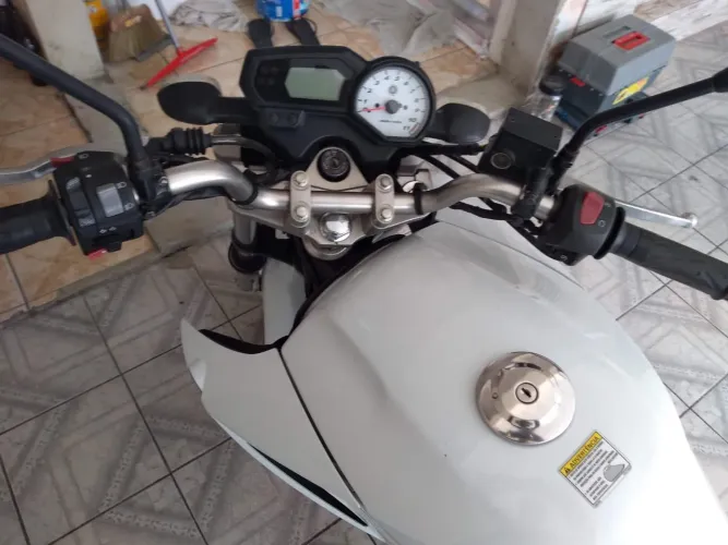 Yamaha fazer 250 único dono só pegar e andar.