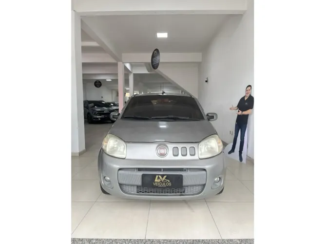 Fiat Uno Vivace/rua 1.0 EVO Fire Flex 8V 5P 2012