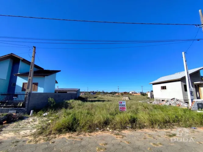Terreno à venda no bairro Aurora, Içara