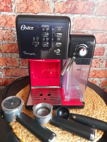 Cafeteira Oster Prima Latte