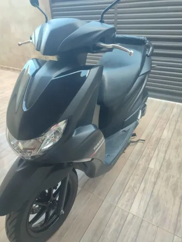 Vendo Yamaha Flúor 125cc Automática