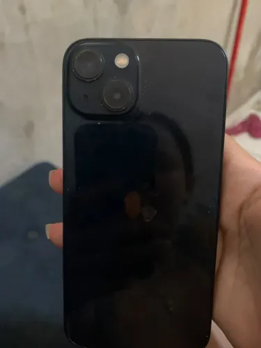 Vendo iPhone 13 128 gigas só funciona chip virtual