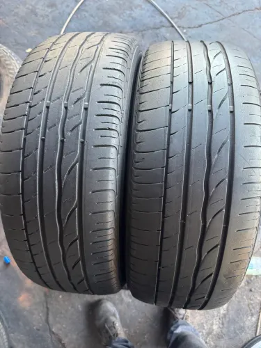 Par de Pneus Aro 16 Bridgestone Turanza ER300 205-55R16 91V, 70% vida útil