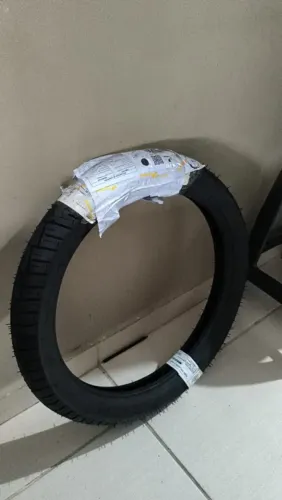 Pneu de moto