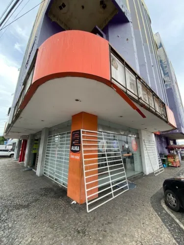 Sala Comercial na Avenida Frei Serafim