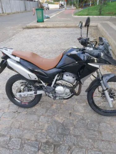 XRE 300 2010